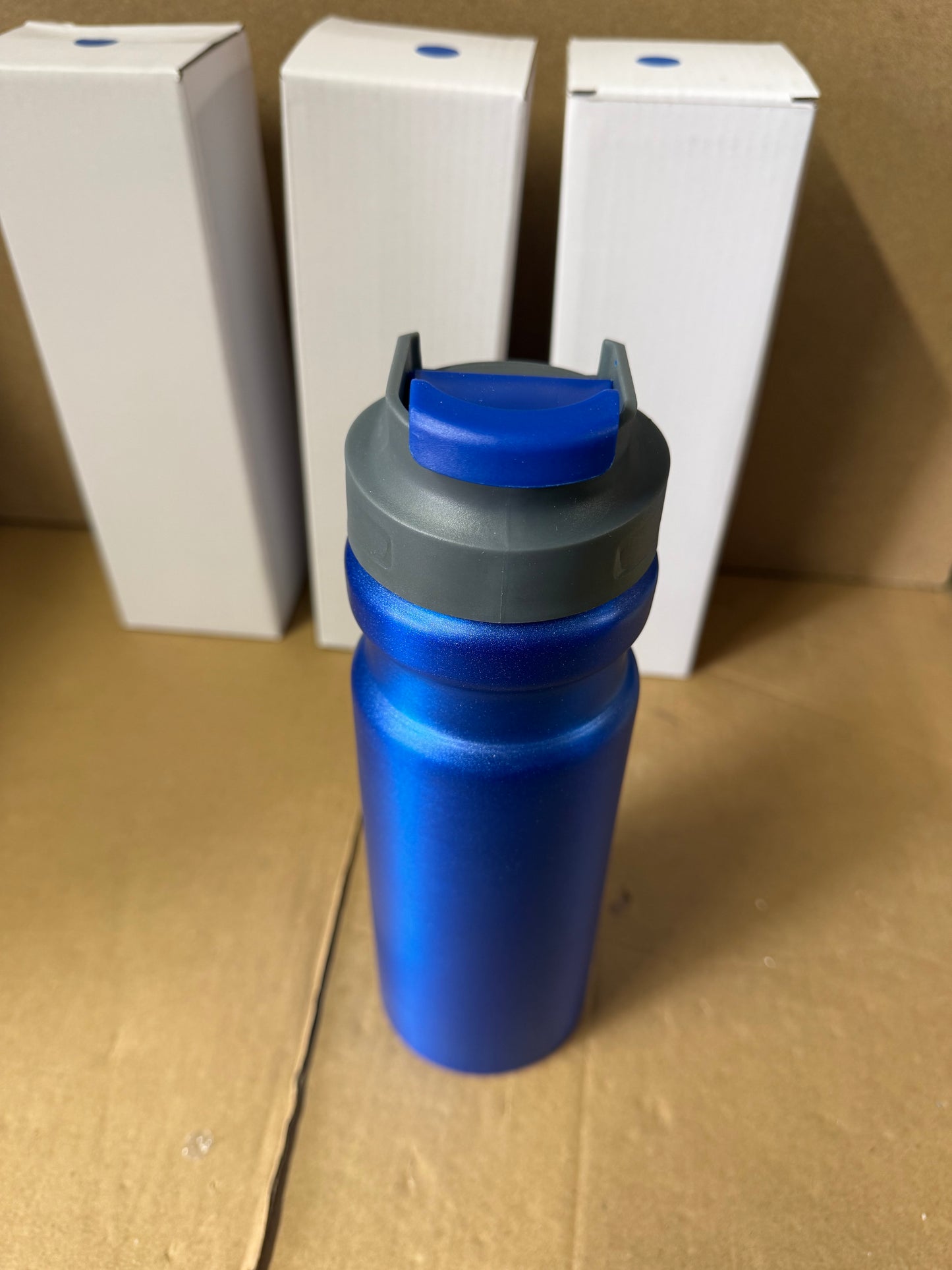Lightweight 700ml single walled blue Aluminum water bottle