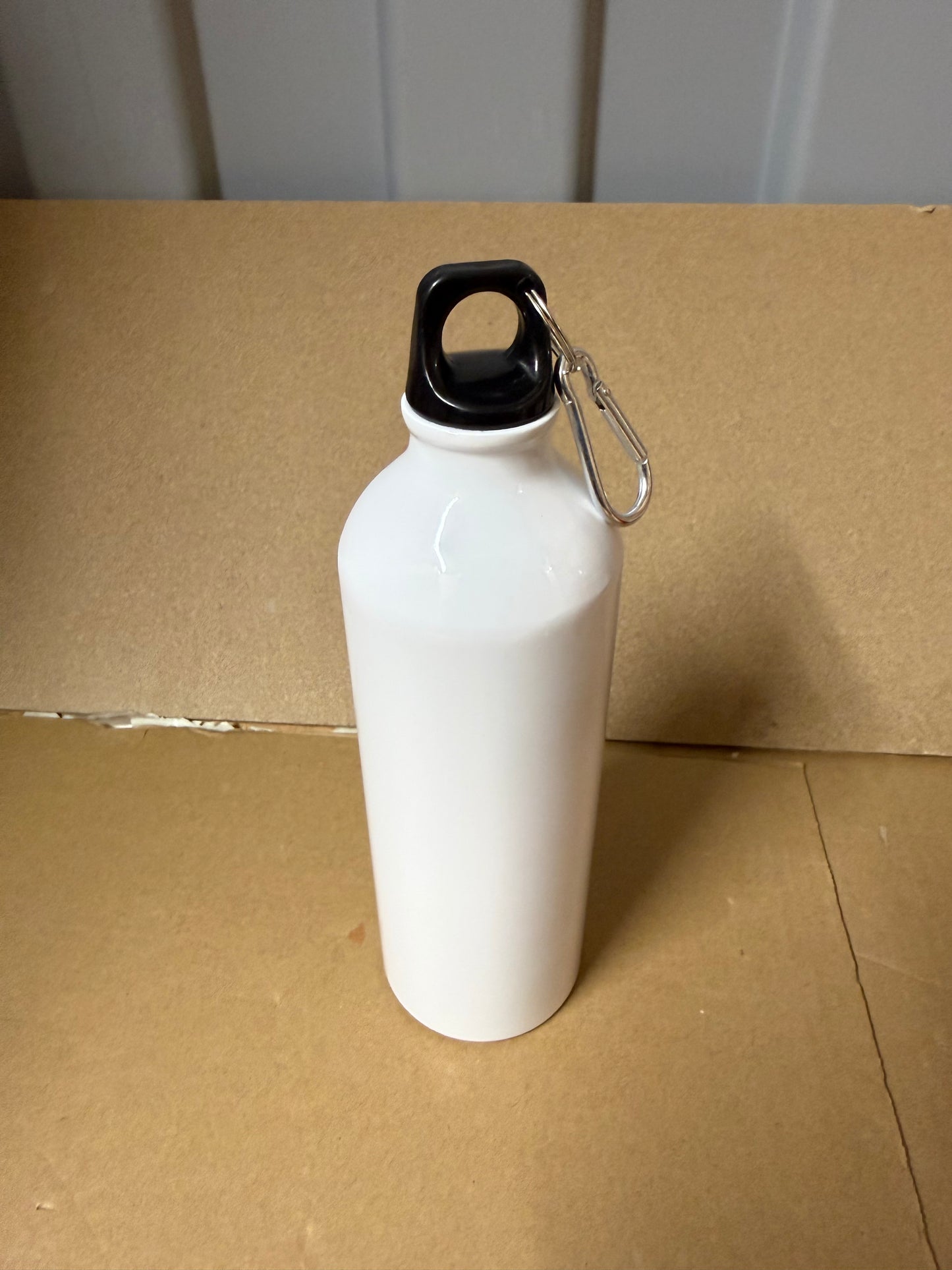 750ml aluminium sports bottle with clip