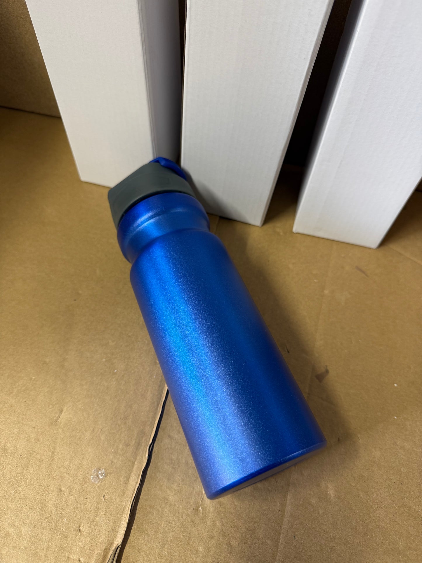 Lightweight 700ml single walled blue Aluminum water bottle
