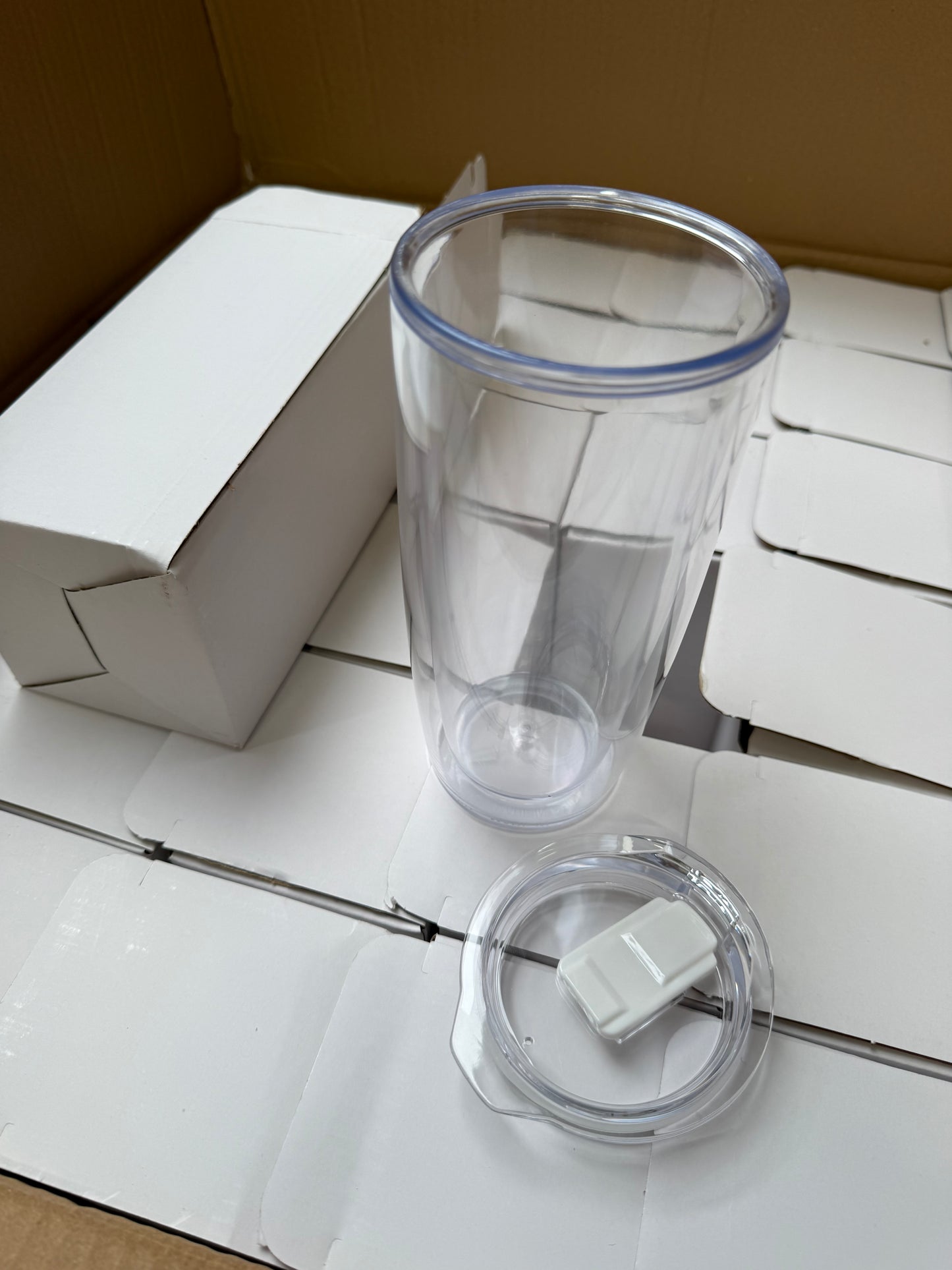 Wholesale Joblot Box Of 36 clear Plastic Thermal Cups With Sip Lids