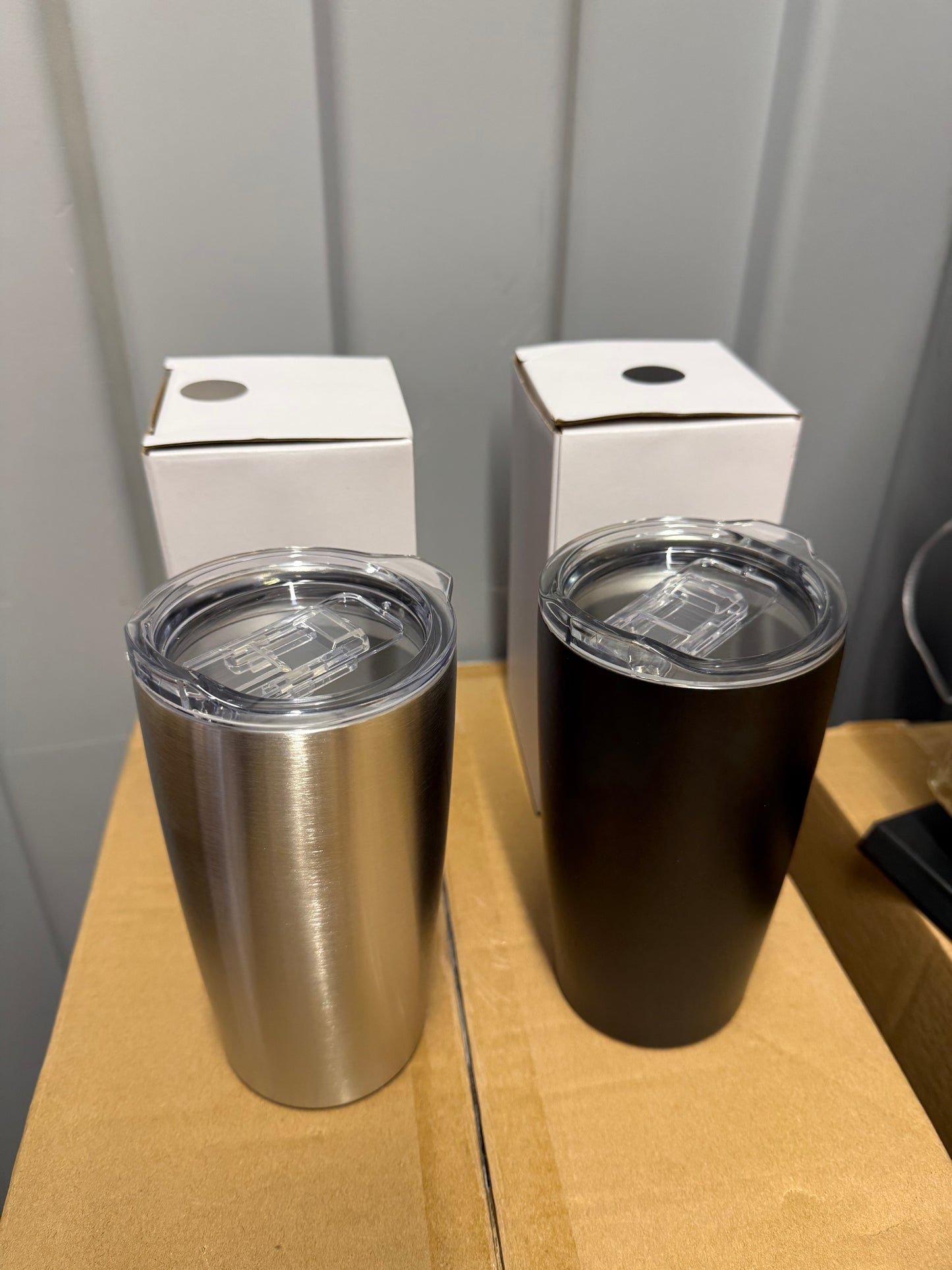 Stainless steel double walled 530ml travel tumbler