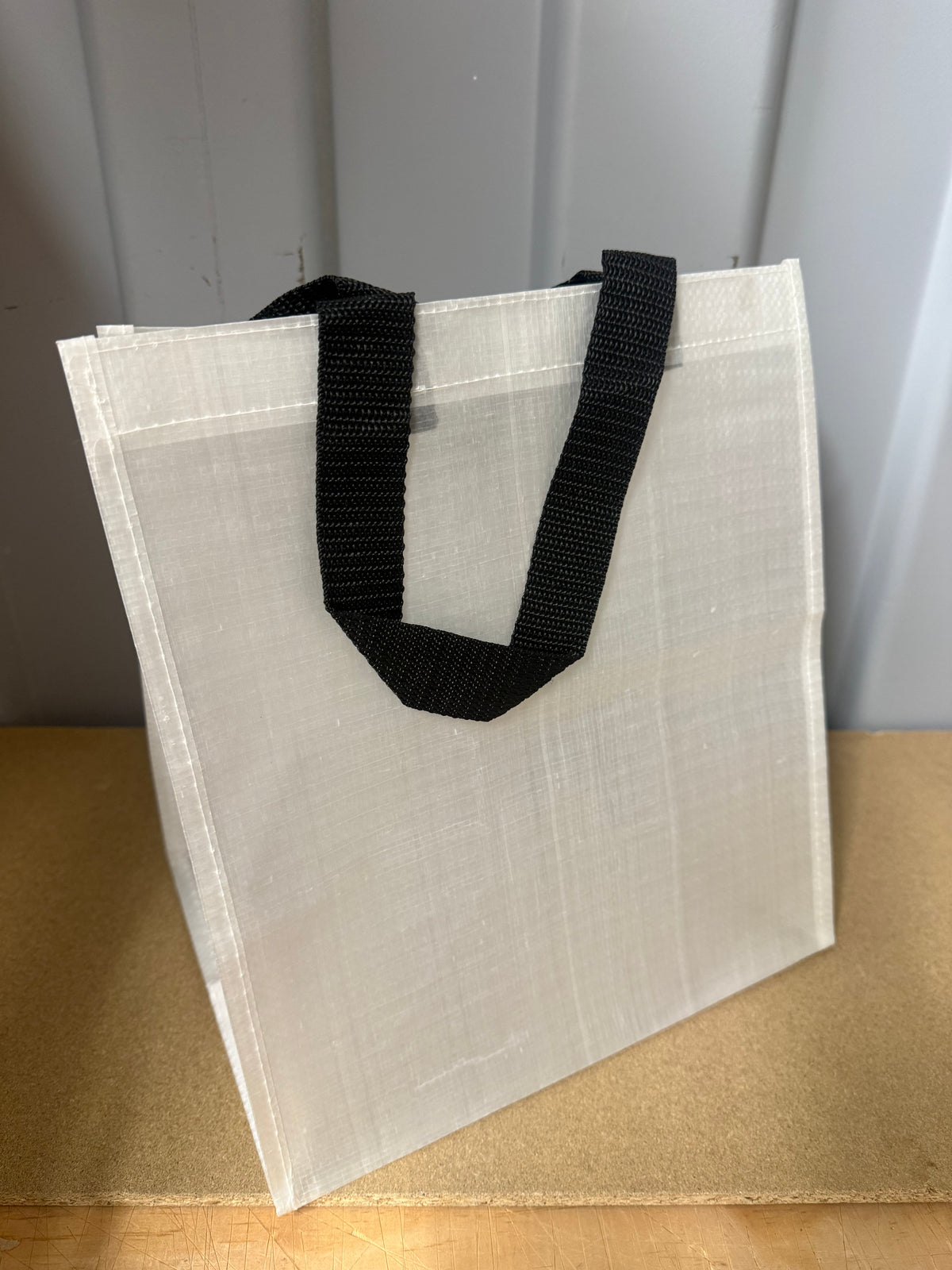 PP woven everyday tote bag (Approx 30x27.5x20cm)
