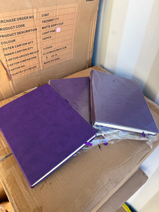 Bundle of 10 luxurious quarto notebooks