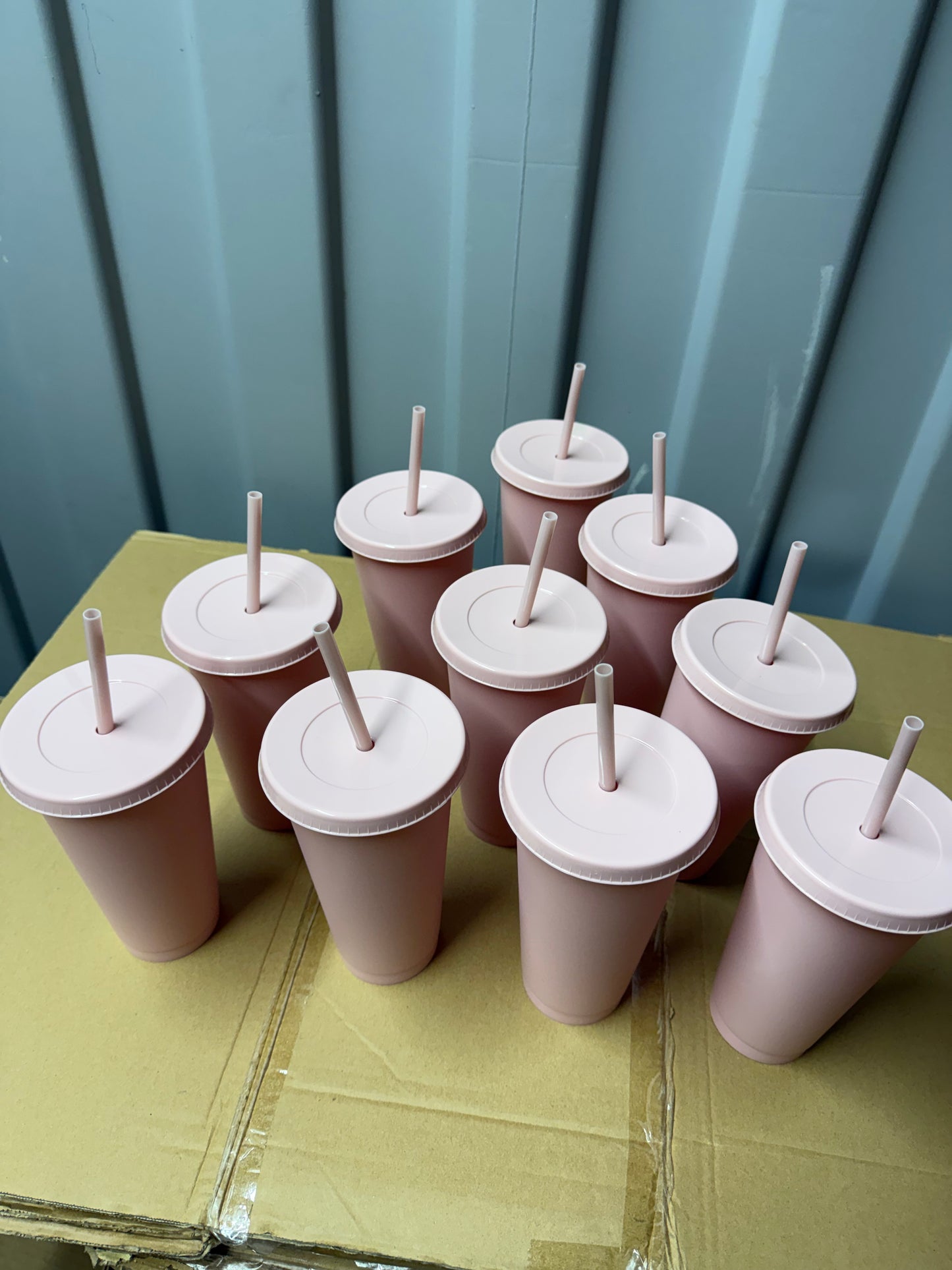 10 Pink/Black Cold Cups & Lid & Straw best quality and perfect to personalise