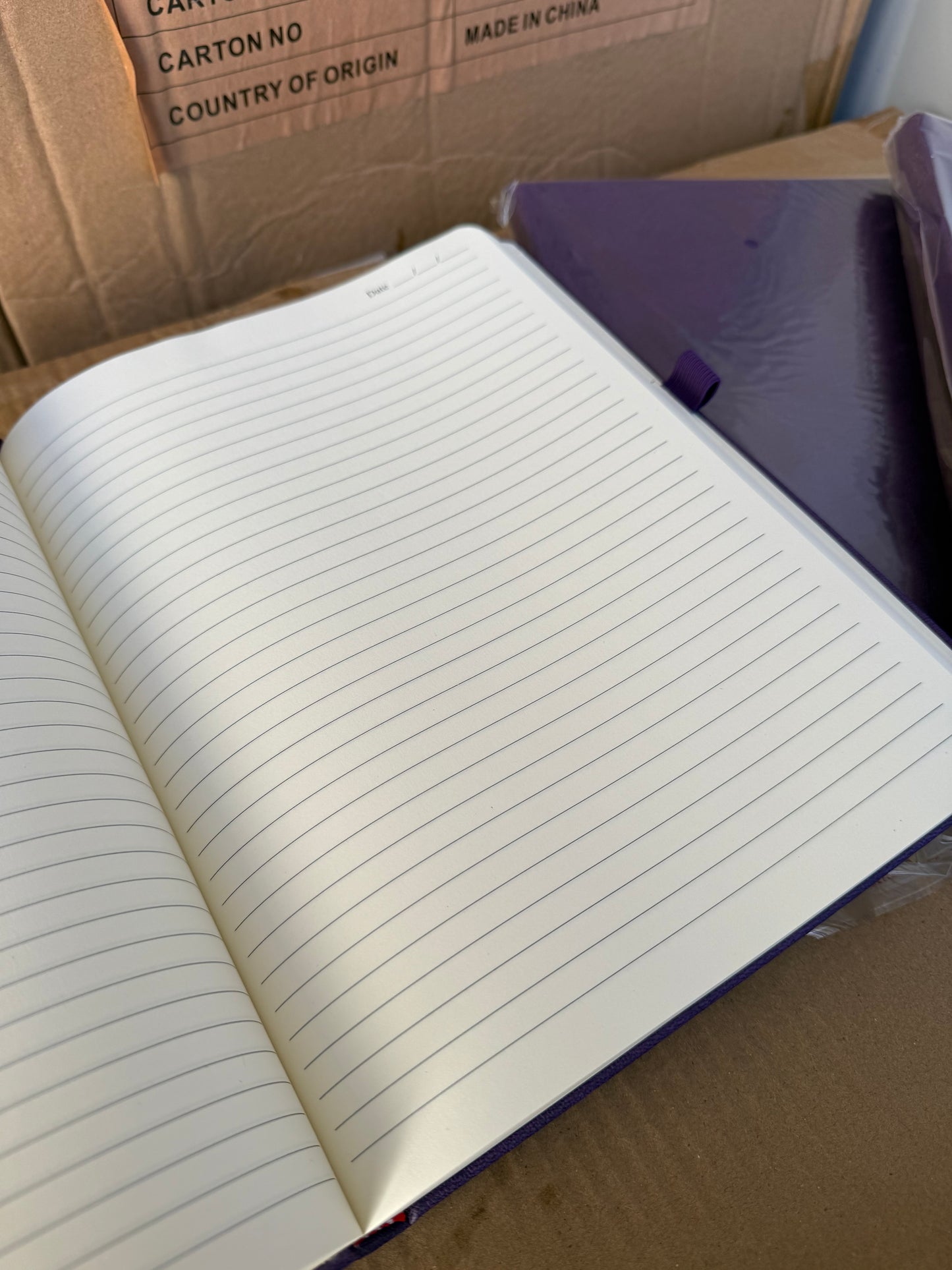 Bundle of 10 luxurious quarto notebooks