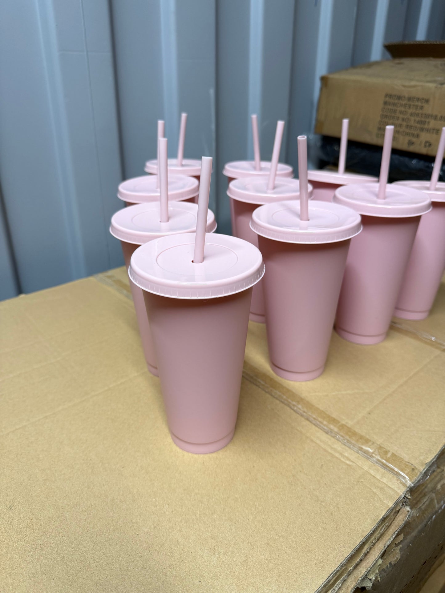 10 Pink/Black Cold Cups & Lid & Straw best quality and perfect to personalise