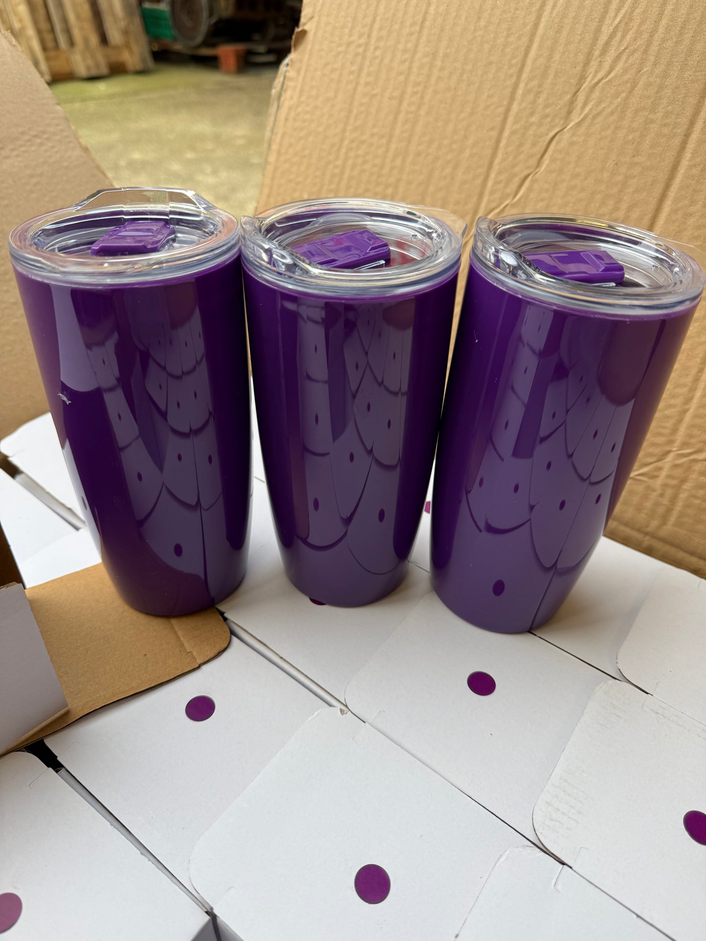 **Special Offer** Wholesale Joblot Box Of 36 Purple Plastic Thermal Cups With Sip Lids