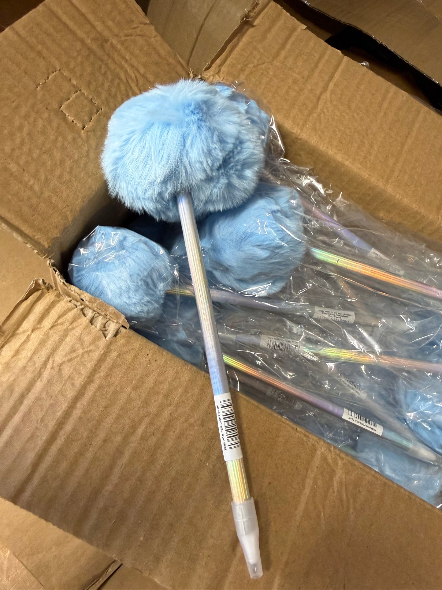 Box of 25 light blue Pom Pom pens