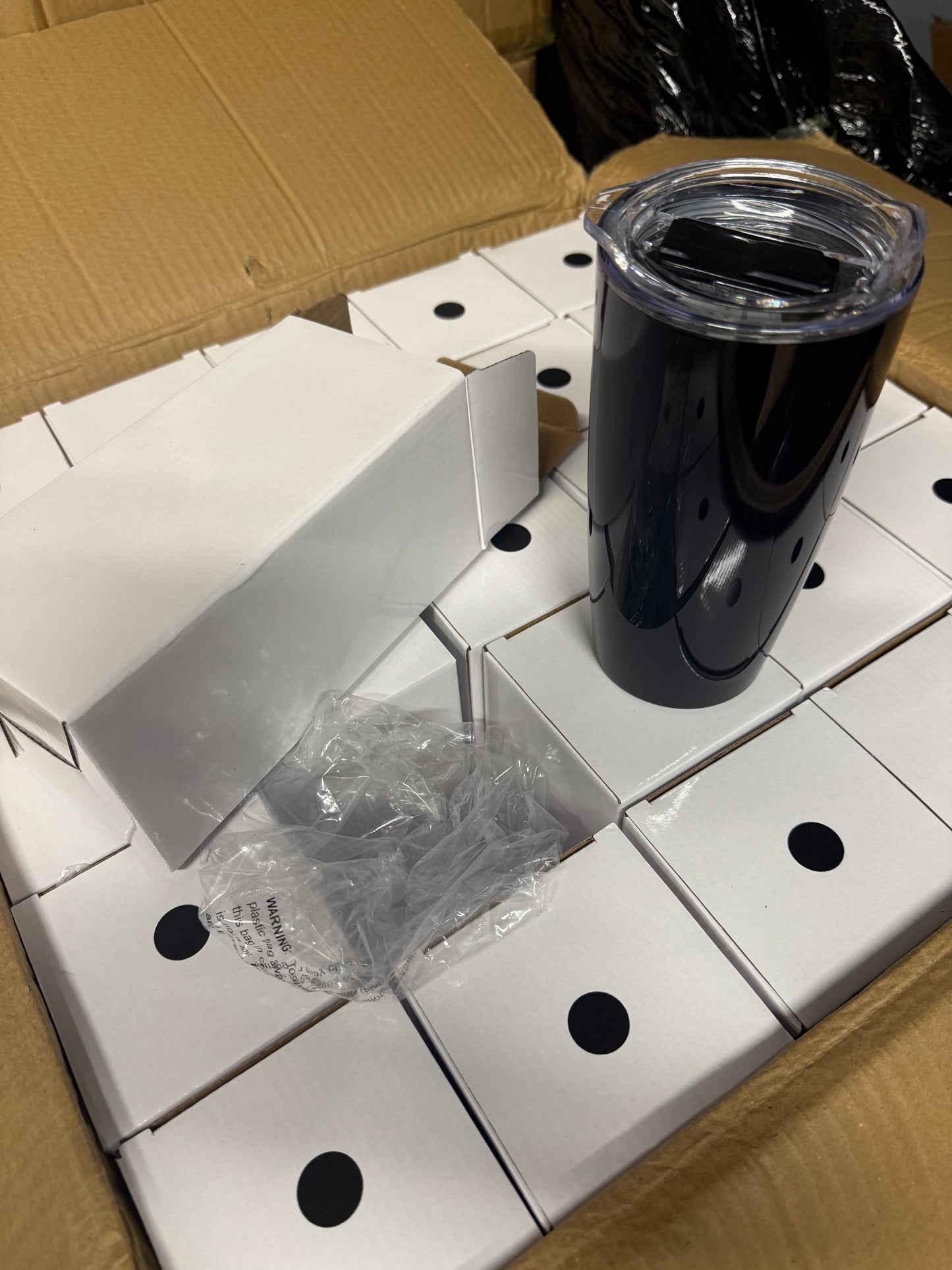 Wholesale Joblot Box Of 36 Black Plastic Thermal Cups With Sip Lids