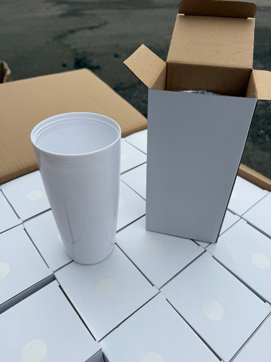 **MEGA CLEARANCE** Box of 36 white 700ml PP cups