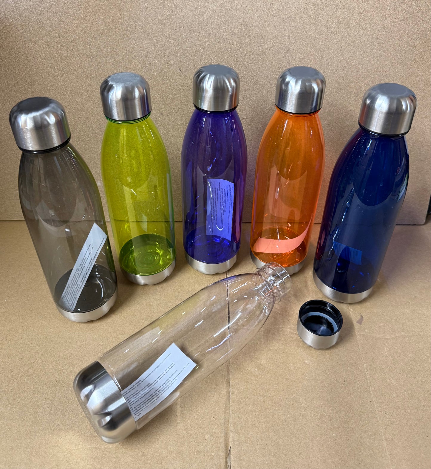 **Flash sale** Plastic 700ml water bottle with chrome screw lid