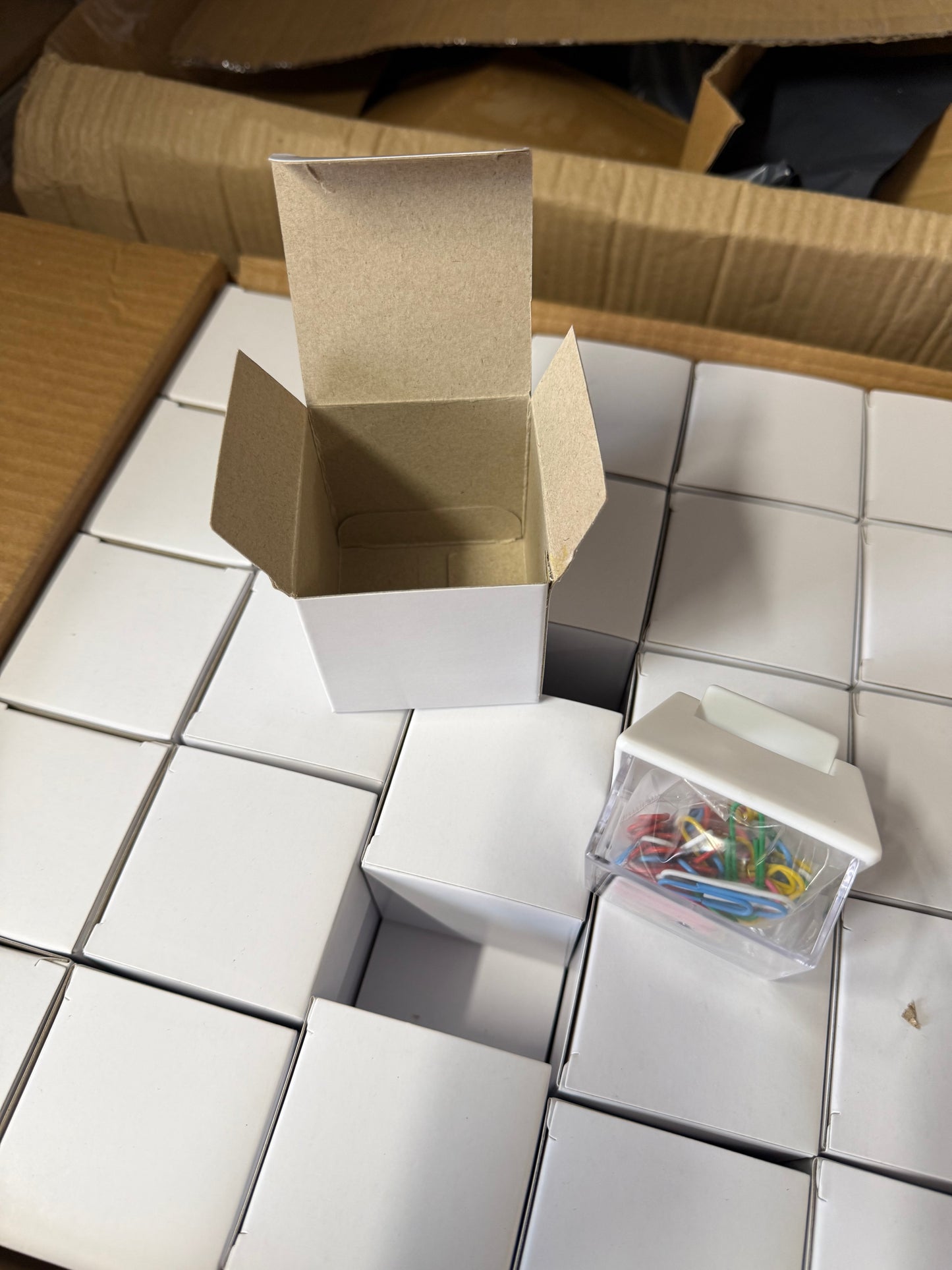 Box of 50 mini house paper clip holders